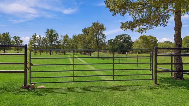 000 CR 1245, Savoy, TX 75479