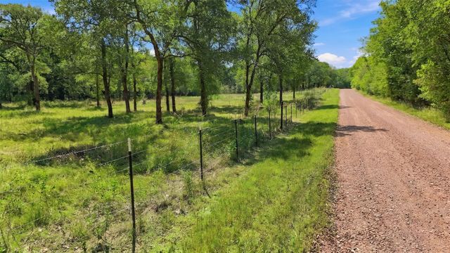 000 CR 1245, Savoy, TX 75479