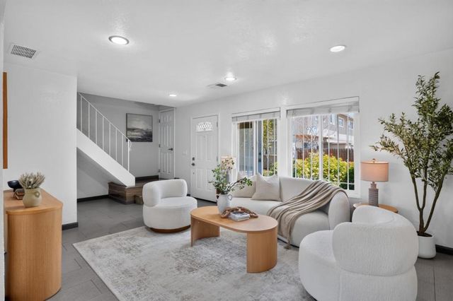2746 Fricka Court, San Jose, CA 95121
