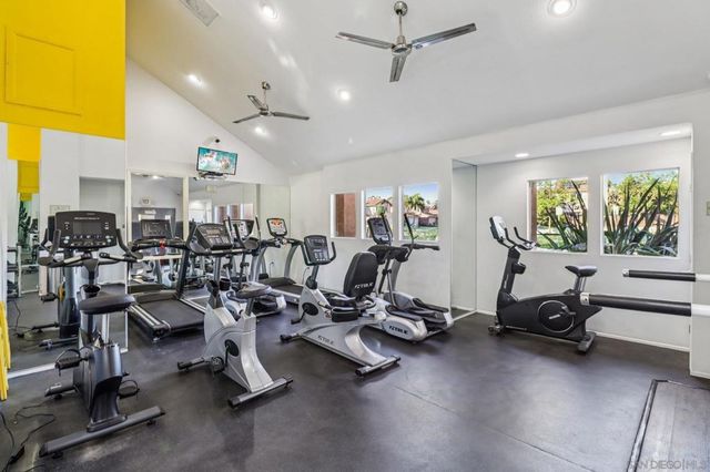 15373 Maturin Dr 178, San Diego, CA 92127