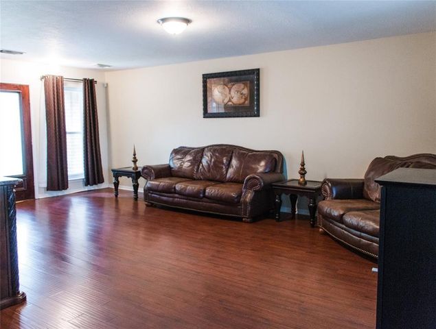 10038 Revelstoke Drive, Houston, TX 77086