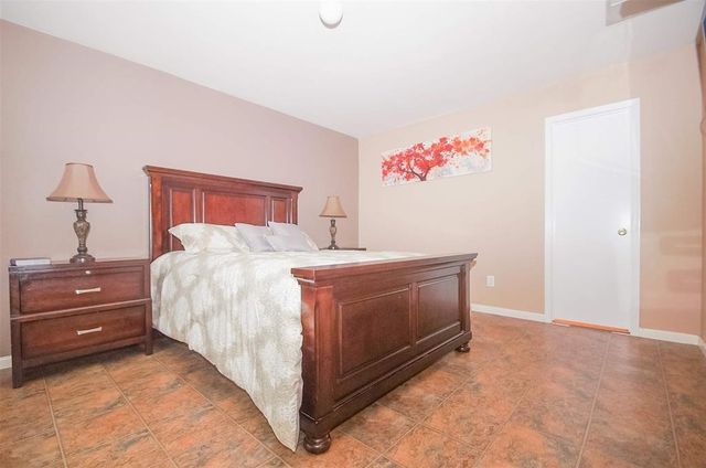 10038 Revelstoke Drive, Houston, TX 77086