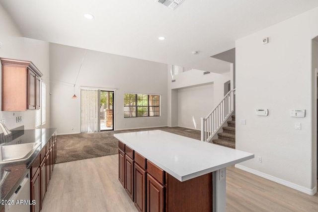 1405 W PELICAN Court, Chandler, AZ 85286