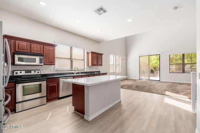 1405 W PELICAN Court, Chandler, AZ 85286