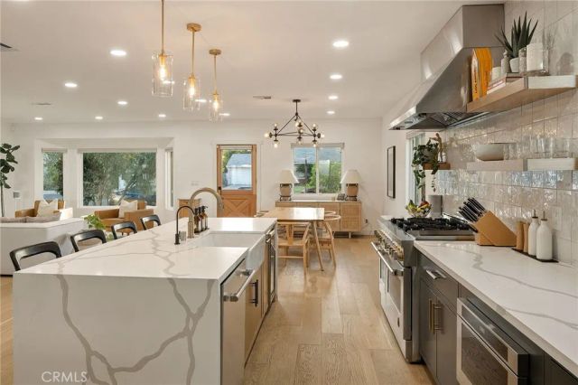 5420 Wortser, Sherman Oaks, CA 91401