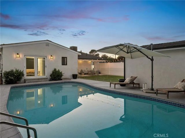 5420 Wortser, Sherman Oaks, CA 91401