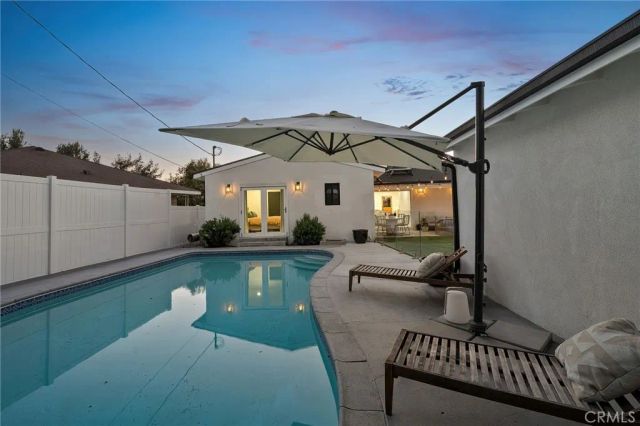 5420 Wortser, Sherman Oaks, CA 91401