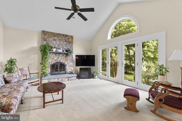 13536 PATERNAL GIFT DR, Highland, MD 20777