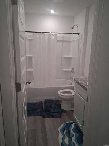 8419 Oxford Valley Drive, Mabelvale, AR 72103