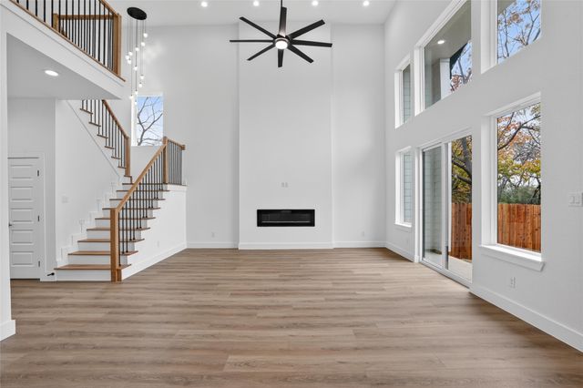 2007 N Montclair Avenue, Dallas, TX 75208