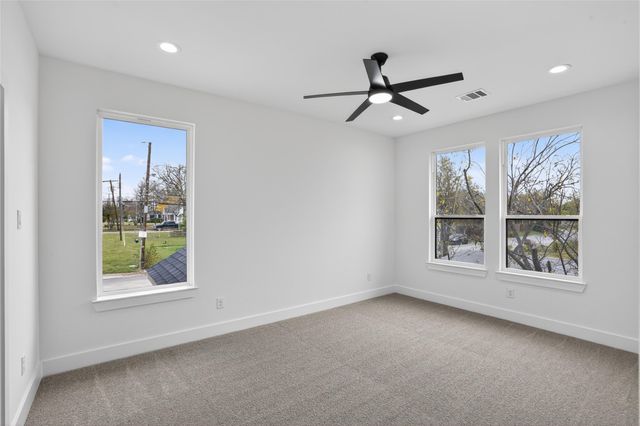 2007 N Montclair Avenue, Dallas, TX 75208