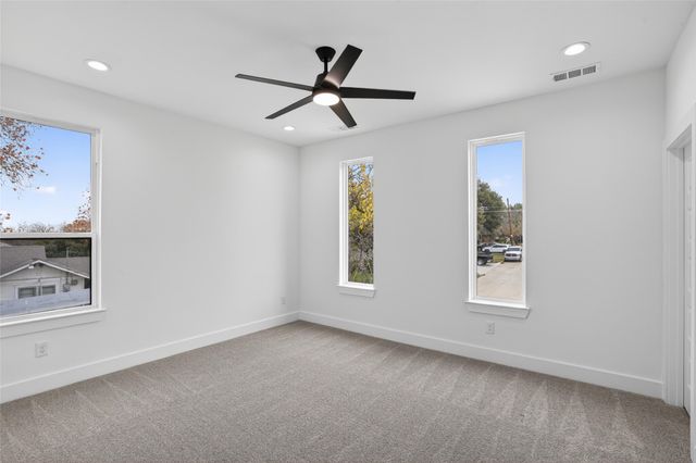 2007 N Montclair Avenue, Dallas, TX 75208