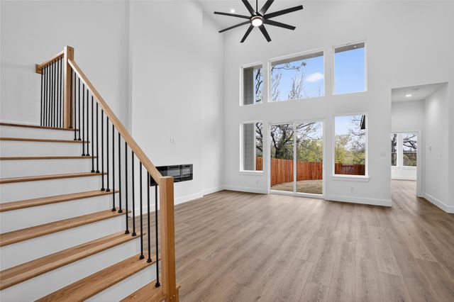 2007 N Montclair Avenue, Dallas, TX 75208