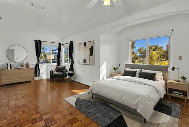 1524 Biarritz Dr, Miami Beach, FL 33141