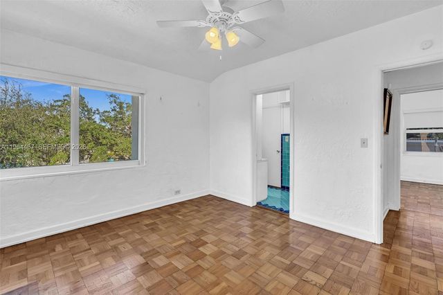 1524 Biarritz Dr, Miami Beach, FL 33141