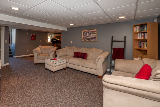 330 Stonegate Road, Southington, CT 06489