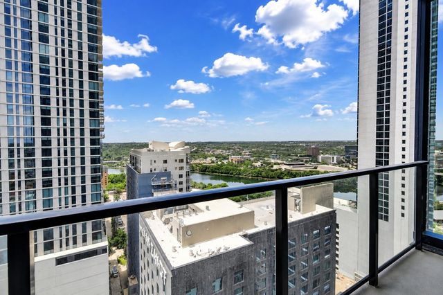 610 Davis ST 2205, Austin, TX 78701