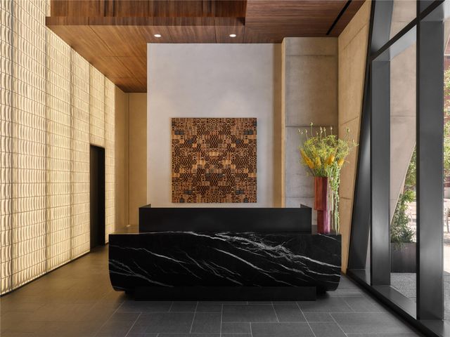 610 Davis ST 2205, Austin, TX 78701