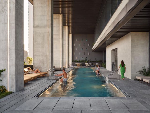610 Davis ST 2205, Austin, TX 78701