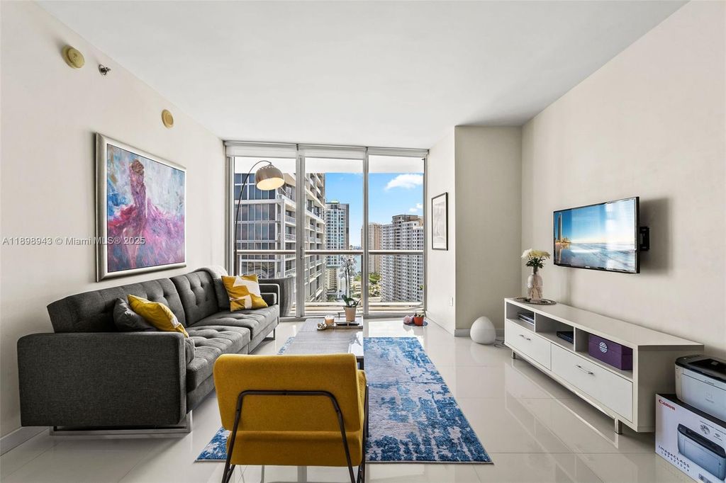 485 Brickell Ave 2611, Miami, FL 33131