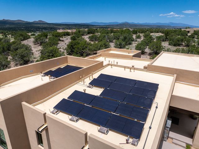 1 Valverde Court, Santa Fe, NM 87506
