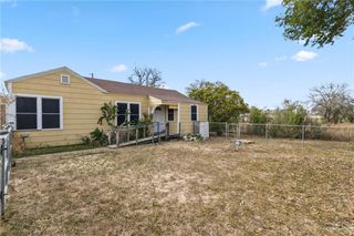 615 Iowa Street, Mercedes, TX 78570