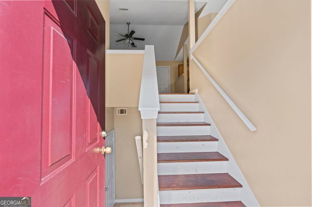 6880 Silver Maple Drive, Rex, GA 30273
