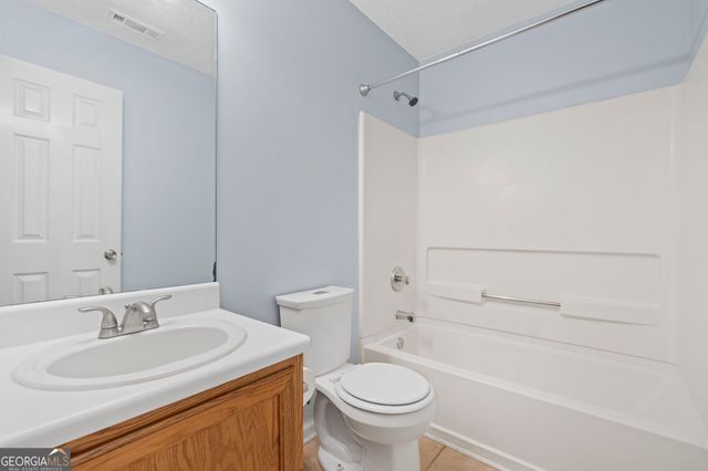 6880 Silver Maple Drive, Rex, GA 30273
