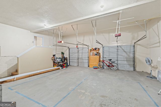 6880 Silver Maple Drive, Rex, GA 30273