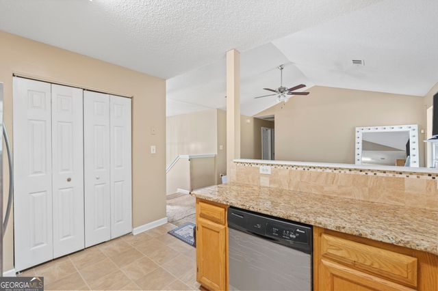 6880 Silver Maple Drive, Rex, GA 30273