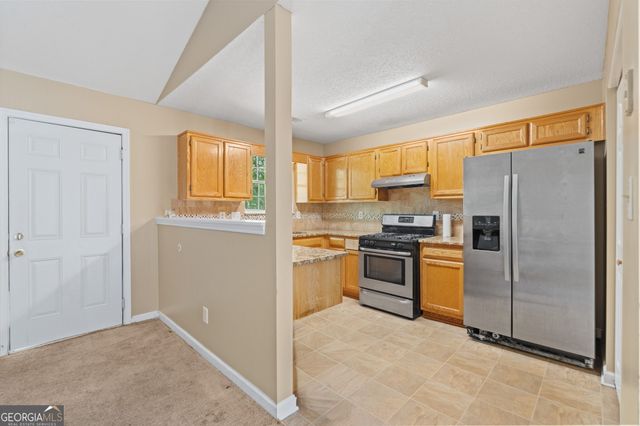 6880 Silver Maple Drive, Rex, GA 30273