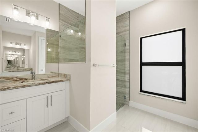 225 NE 8th TER, Cape Coral, FL 33909