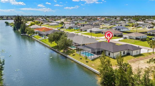 225 NE 8th TER, Cape Coral, FL 33909