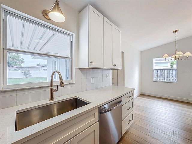 1018 DOWD AVENUE, Orlando, FL 32804