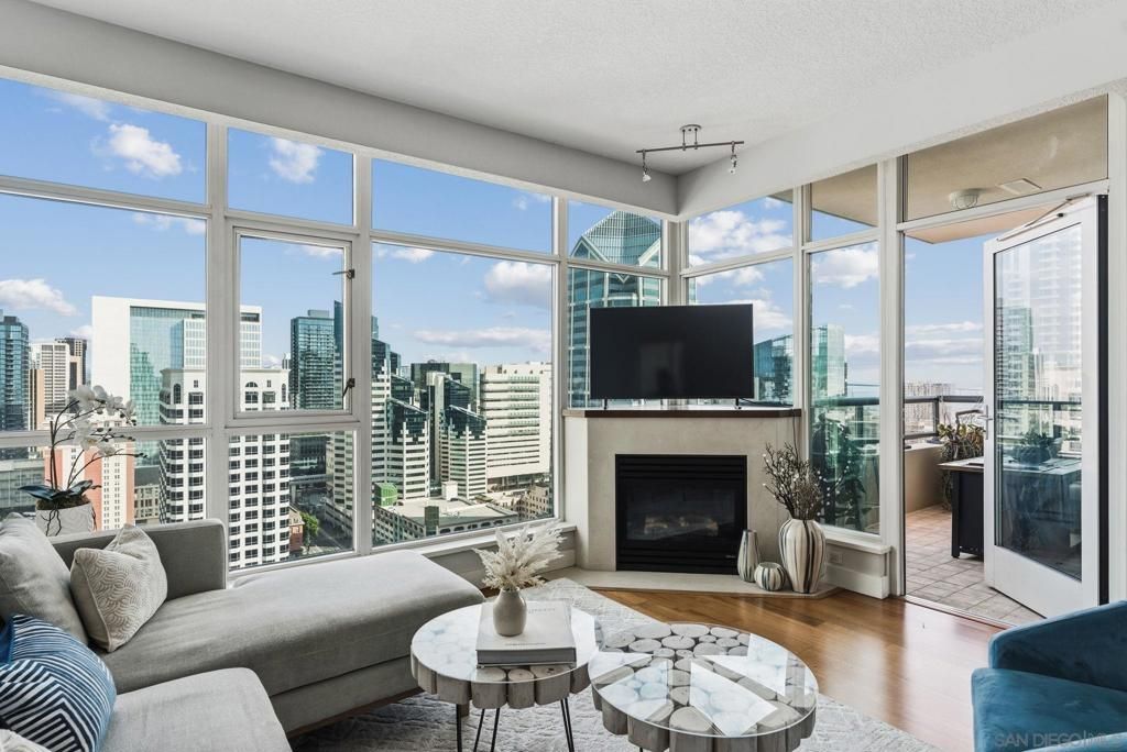 Image 4 of property listing at 1199 Pacific Hwy 2903, San Diego, CA 92101