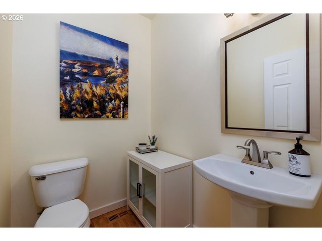 7948 Sw LELAND Dr, Beaverton, OR 97007