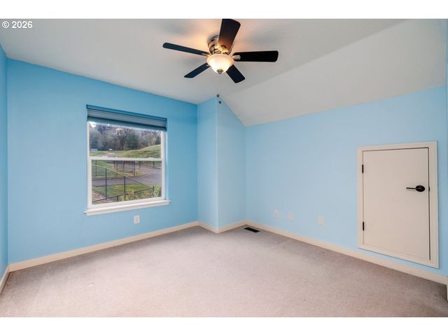 7948 Sw LELAND Dr, Beaverton, OR 97007