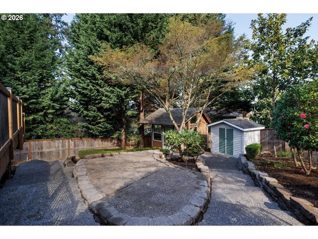 7948 Sw LELAND Dr, Beaverton, OR 97007