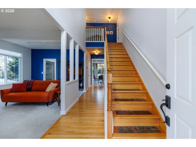 7948 Sw LELAND Dr, Beaverton, OR 97007