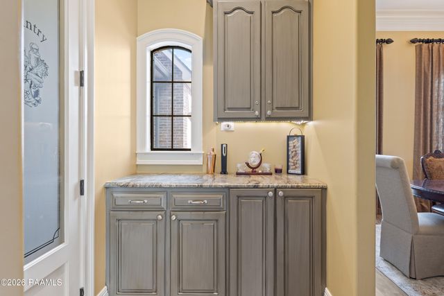 1002 Le Triomphe Parkway, Broussard, LA 70518