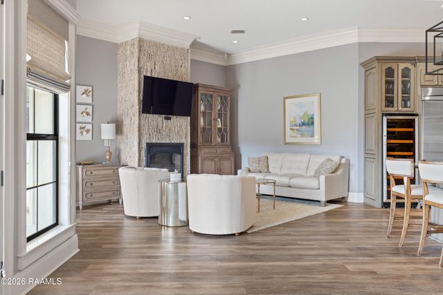 1002 Le Triomphe Parkway, Broussard, LA 70518