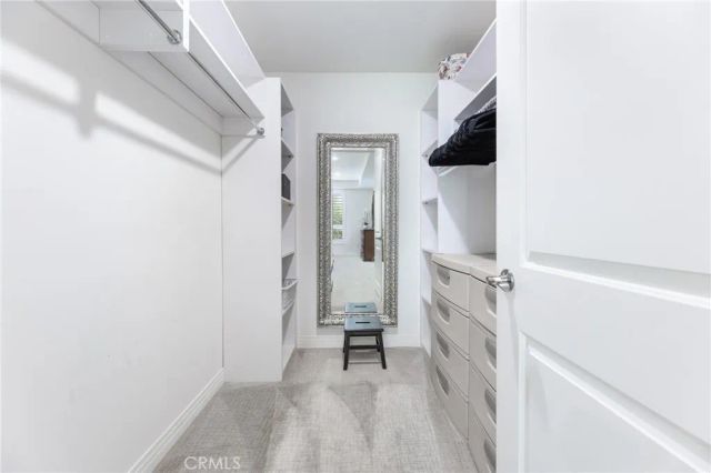 5253 Vantage Avenue 202, Valley Village, CA 91607