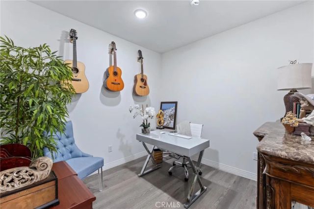 5253 Vantage Avenue 202, Valley Village, CA 91607