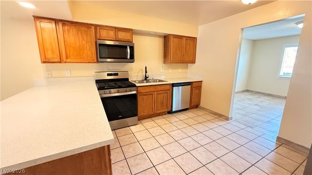 3090 Desmond Avenue, Las Vegas, NV 89121