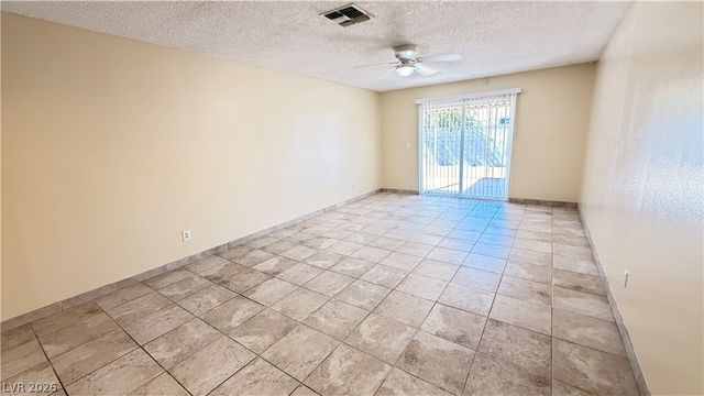 3090 Desmond Avenue, Las Vegas, NV 89121