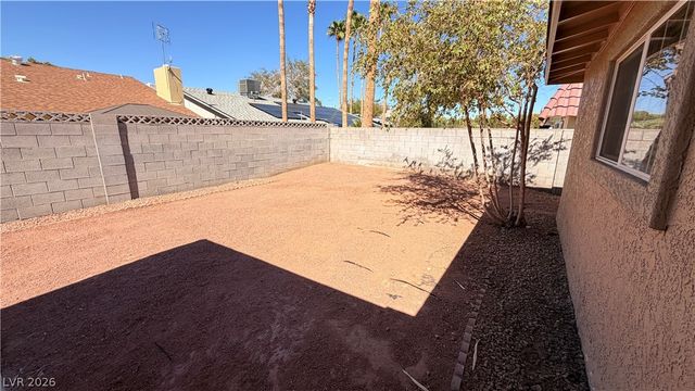 3090 Desmond Avenue, Las Vegas, NV 89121