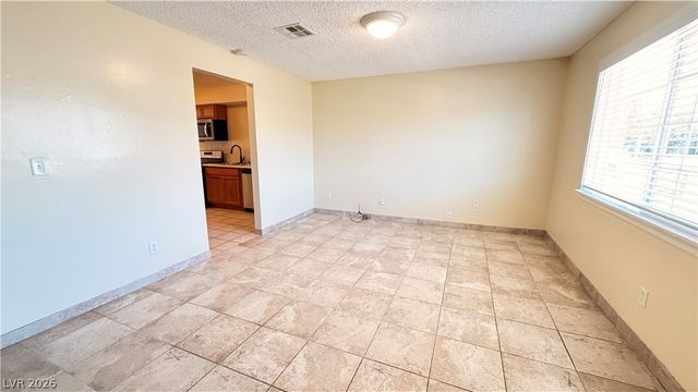 3090 Desmond Avenue, Las Vegas, NV 89121