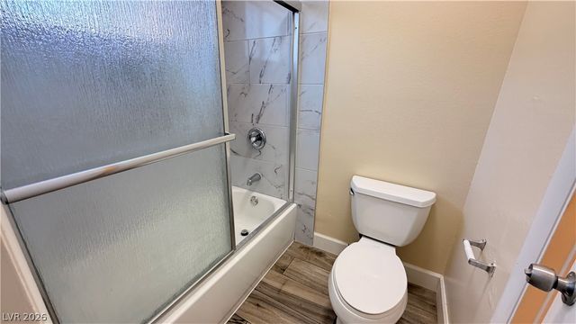 3090 Desmond Avenue, Las Vegas, NV 89121
