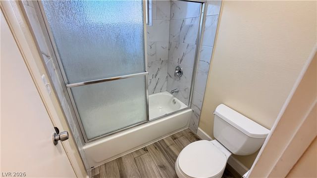 3090 Desmond Avenue, Las Vegas, NV 89121