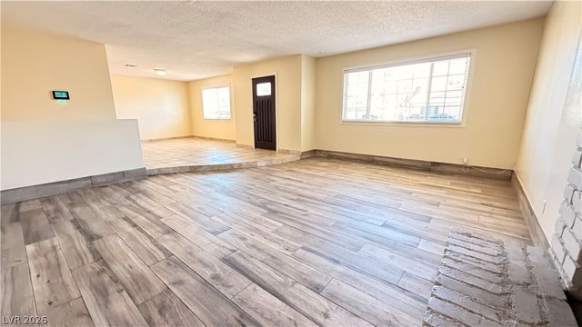 3090 Desmond Avenue, Las Vegas, NV 89121